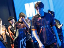 Worlds 2025, Fnatic Dan PSG Talon Tumbang Kejutan Swiss Stage
